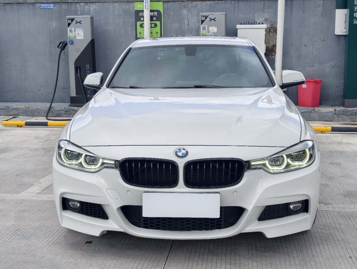 BMW 3 Series 2018 #3 BMW 3 Series 2018 car image #3