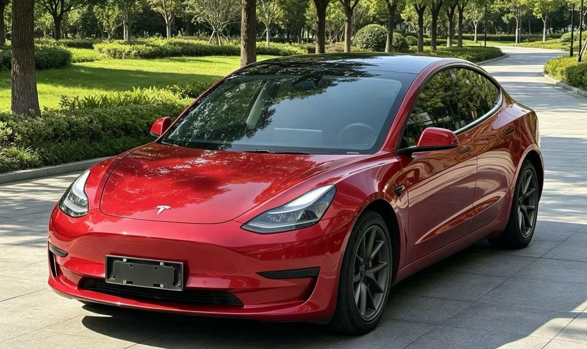 Tesla Model Y 2021 Tesla Model Y 2021 car image