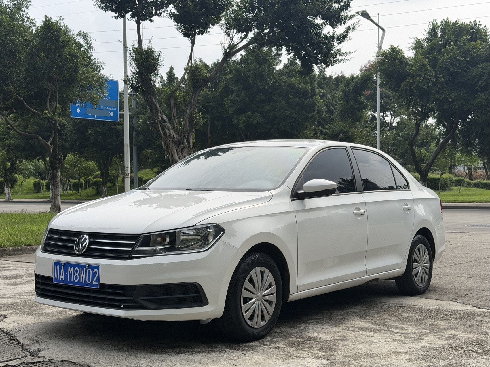 Volkswagen Santana 2019 car image 