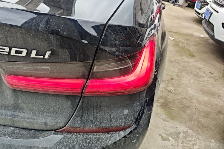 BMW 3 Series 2020 car image #8