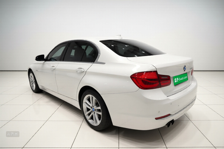 BMW 3 Series 2017 immagine di auto #5