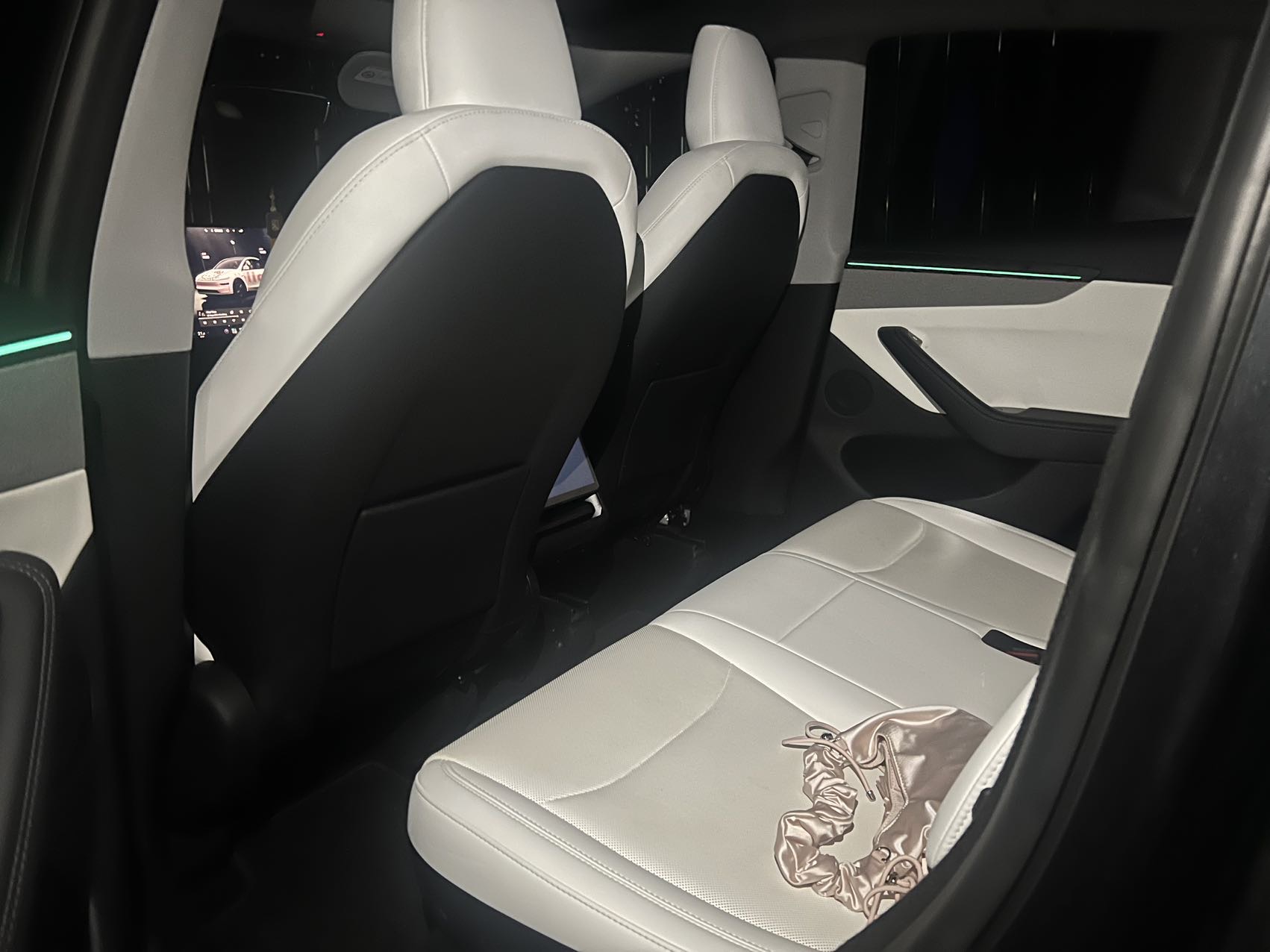 Tesla Model Y 2025 #3 Tesla Model Y 2025 imagen de coche #3