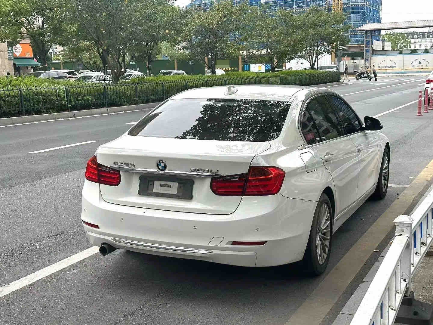 BMW 3 Series 2014 #5 BMW 3 Series 2014 car image #5