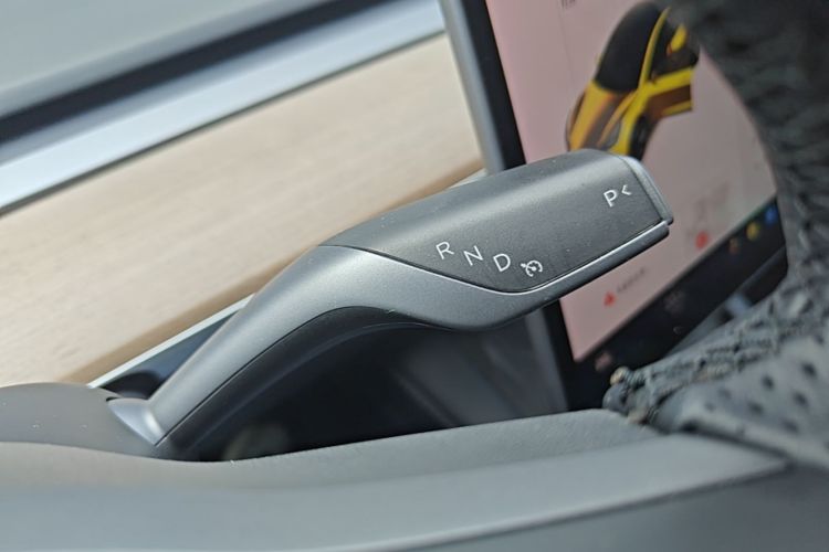 Tesla Model 3 2021 car image #14