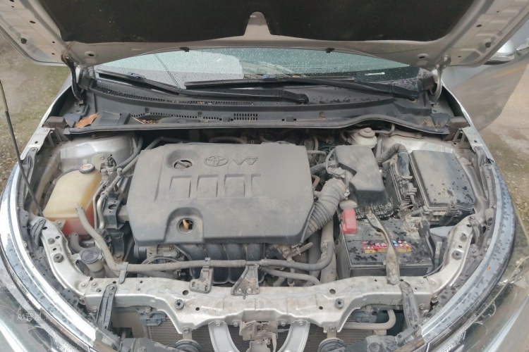 Toyota Corolla 2018 immagine di auto #22