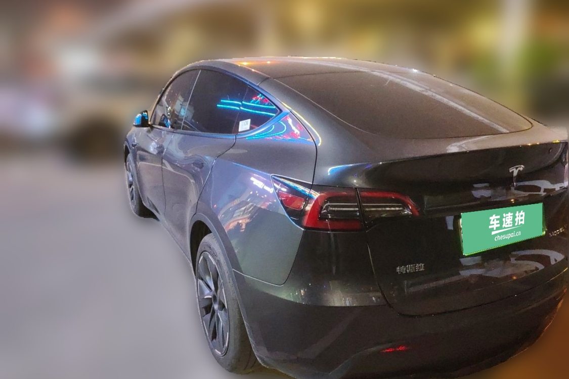 Tesla Model Y 2024 car image #3