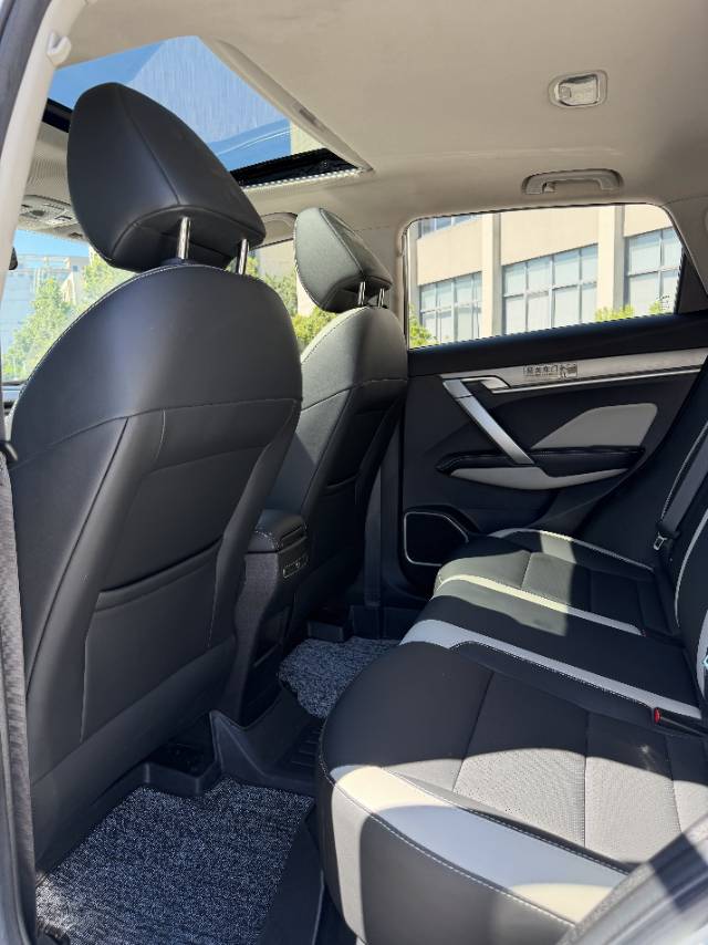 GEELY Coolray 2020 car image #8