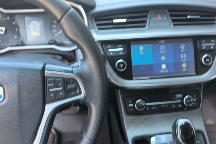 GEELY Emgrand GS 2017 car image #10