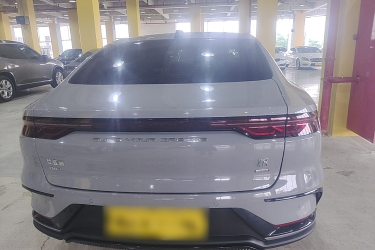 BYD Han 2025 car image #4