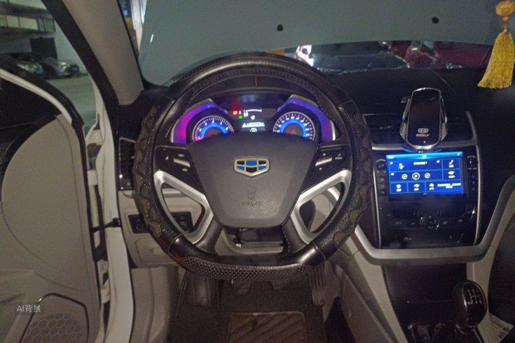 GEELY Emgrand 2016 car image #12