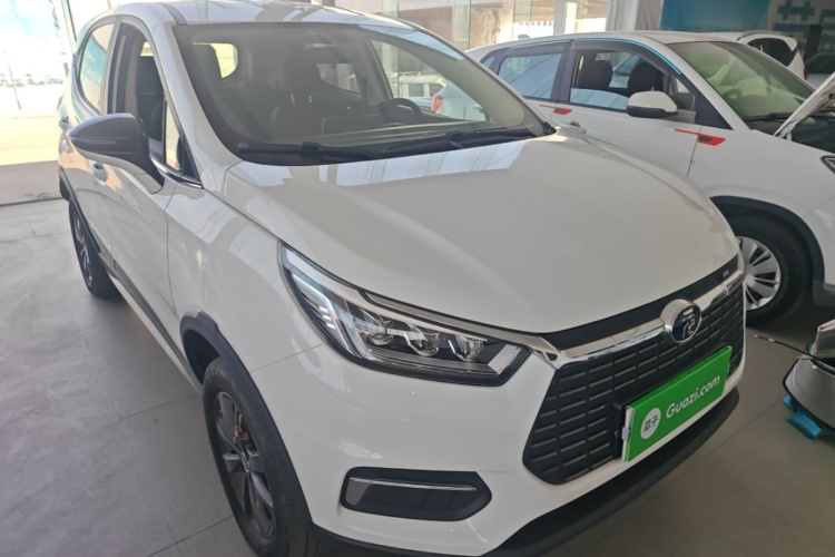BYD Yuan New Energy 2019 immagine di auto #4