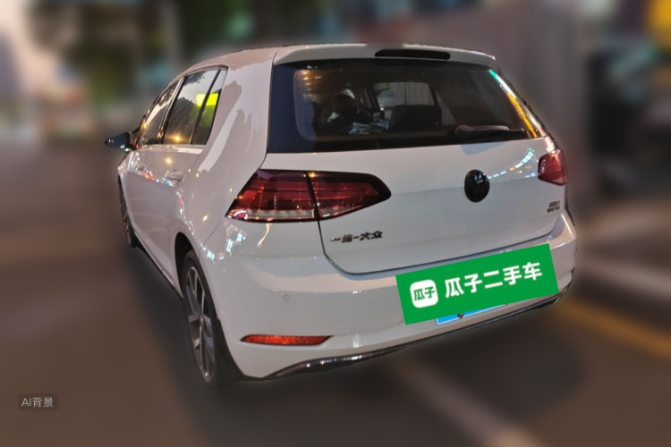 Volkswagen Golf 2020 car image #5