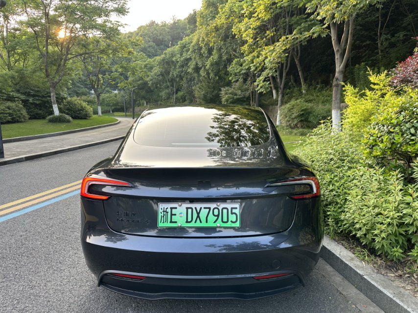 Tesla Model 3 2026 #10 Tesla Model 3 2026 car image #10