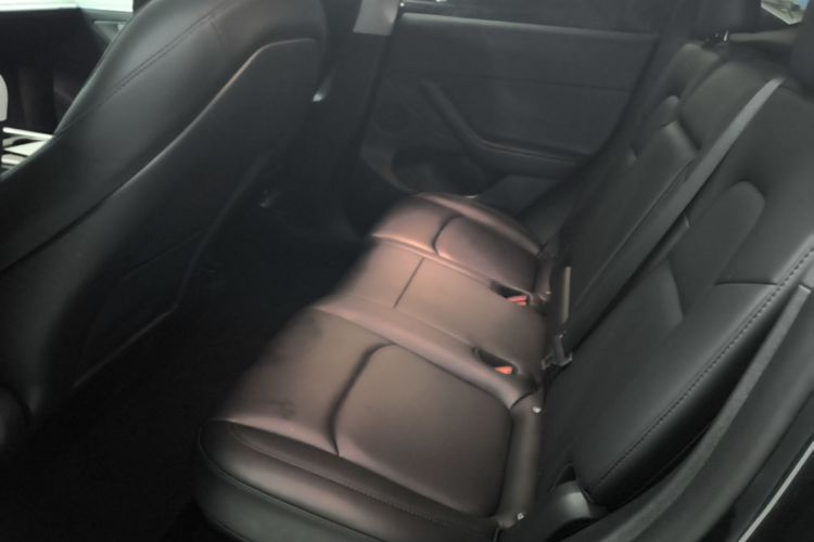 Tesla Model Y 2024 #17 Tesla Model Y 2024 car image #17