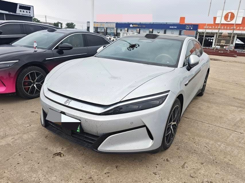 BYD HanL 2025 BYD HanL 2025 car image