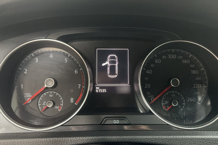 Volkswagen Golf 2019 imagen de coche #11