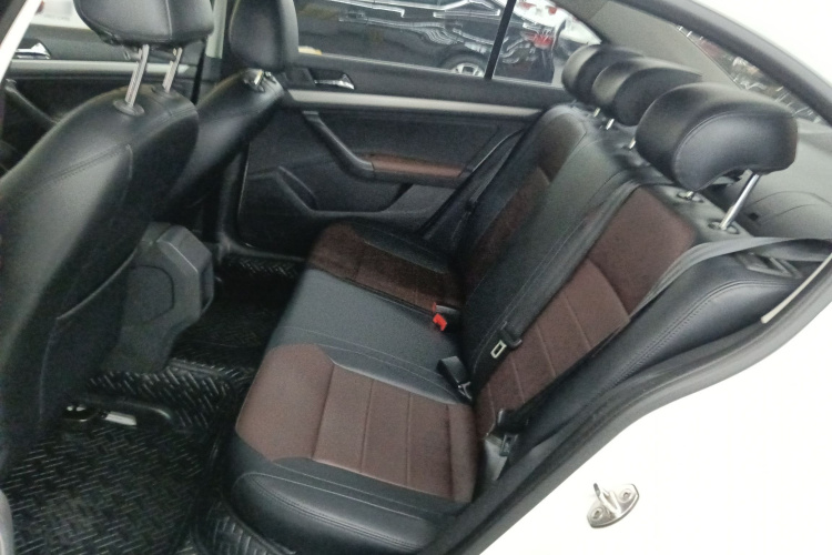 Volkswagen Lavida 2020 car image #17