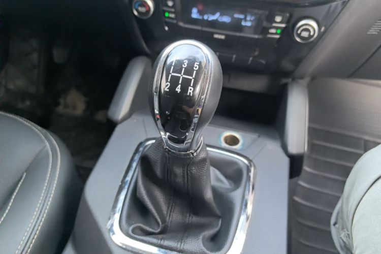 GEELY Vision X6 2017 car image #14
