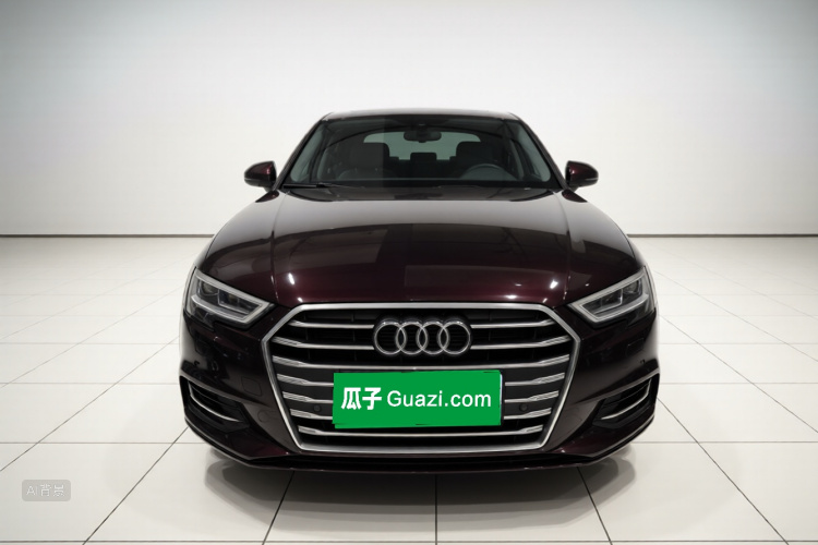 Audi A3 2018 car image #3