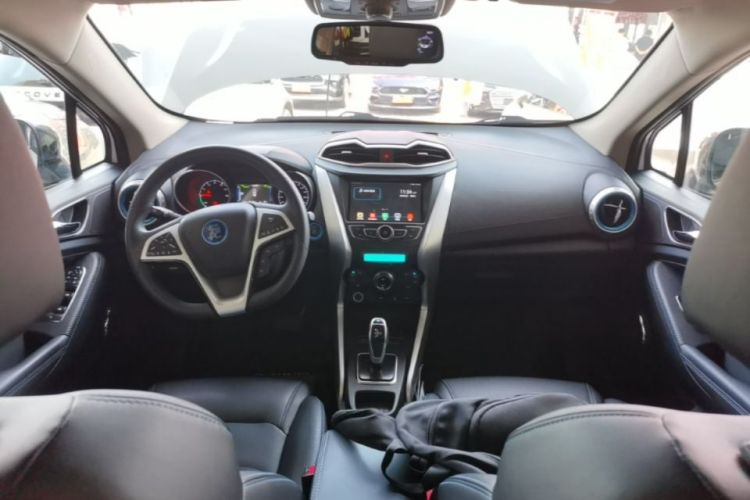 BYD Yuan New Energy 2019 immagine di auto #10