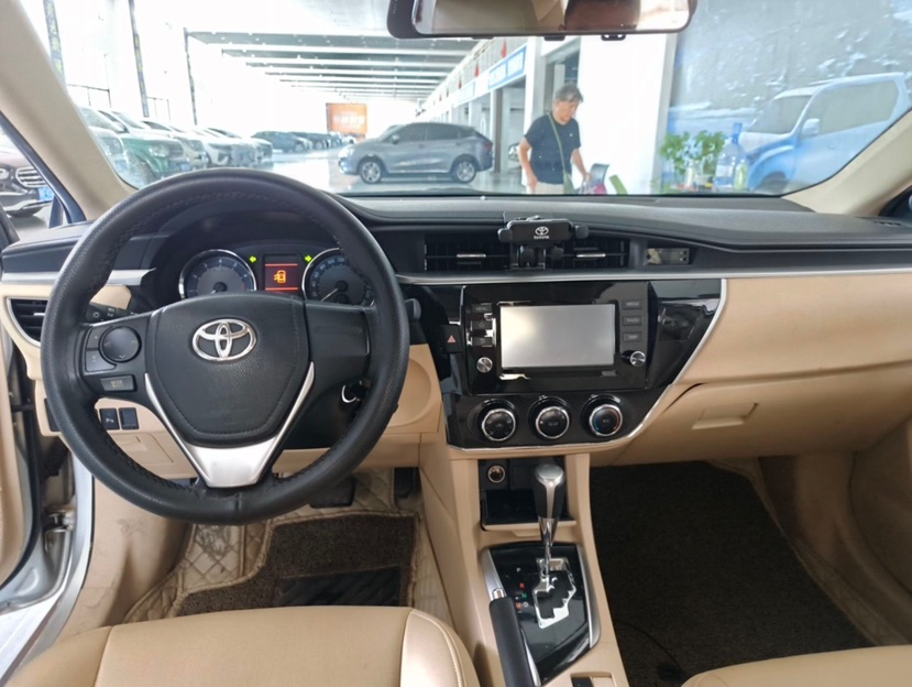 Toyota Corolla 2015 #4 Toyota Corolla 2015 car image #4