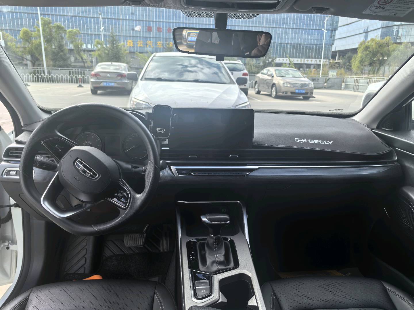 GEELY Emgrand 2023 #10 GEELY Emgrand 2023 car image #10