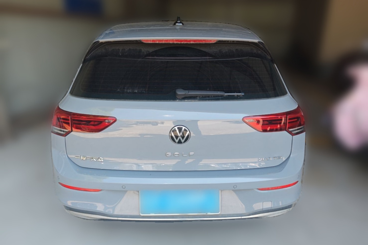 Volkswagen Golf 2024 car image #6