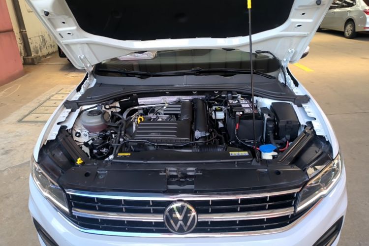 Volkswagen Bora 2021 car image #22