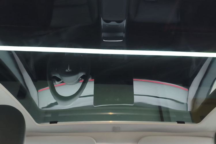 Tesla Model Y 2024 #18 Tesla Model Y 2024 car image #18