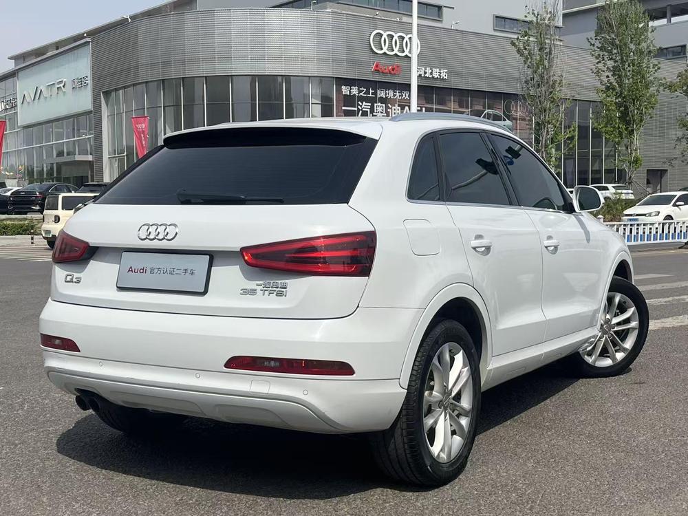 Audi Q3 2015 #5 Audi Q3 2015 car image #5