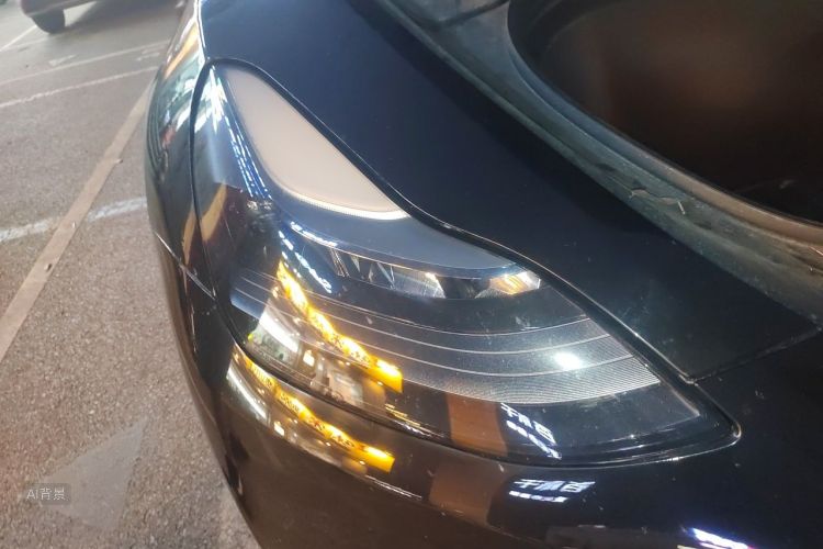 Tesla Model Y 2023 #8 Tesla Model Y 2023 car image #8