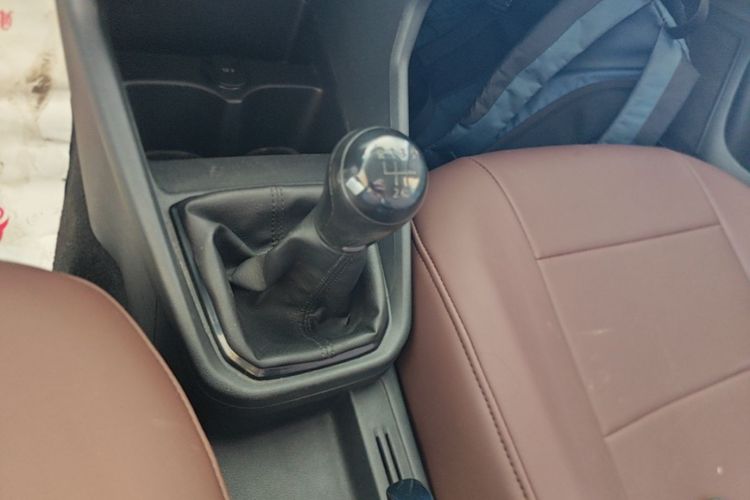 Volkswagen Santana 2017 car image #18