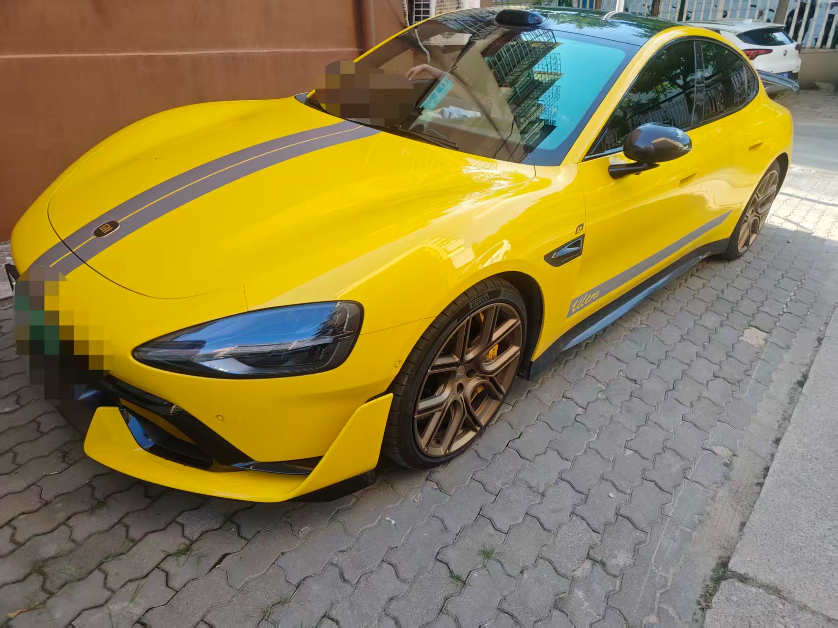 MI SU7 Ultra 2025 car image 