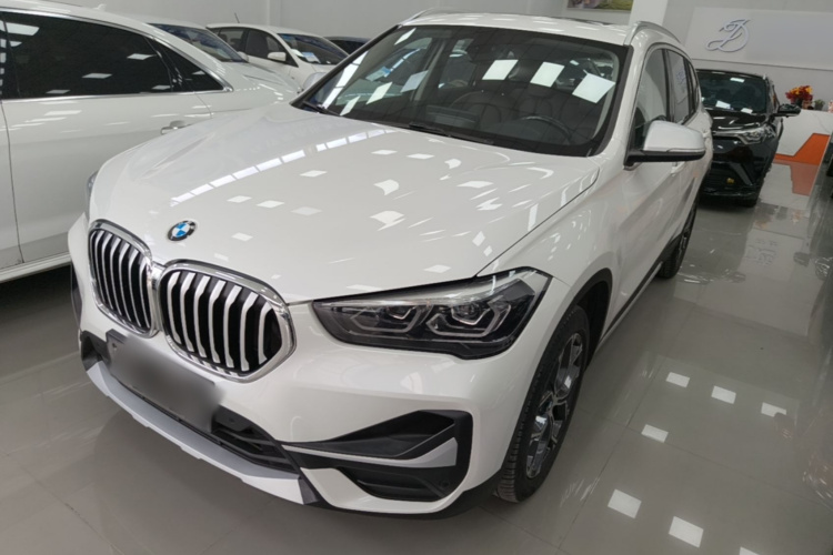 BMW X1 2021 #2 BMW X1 2021 car image #2