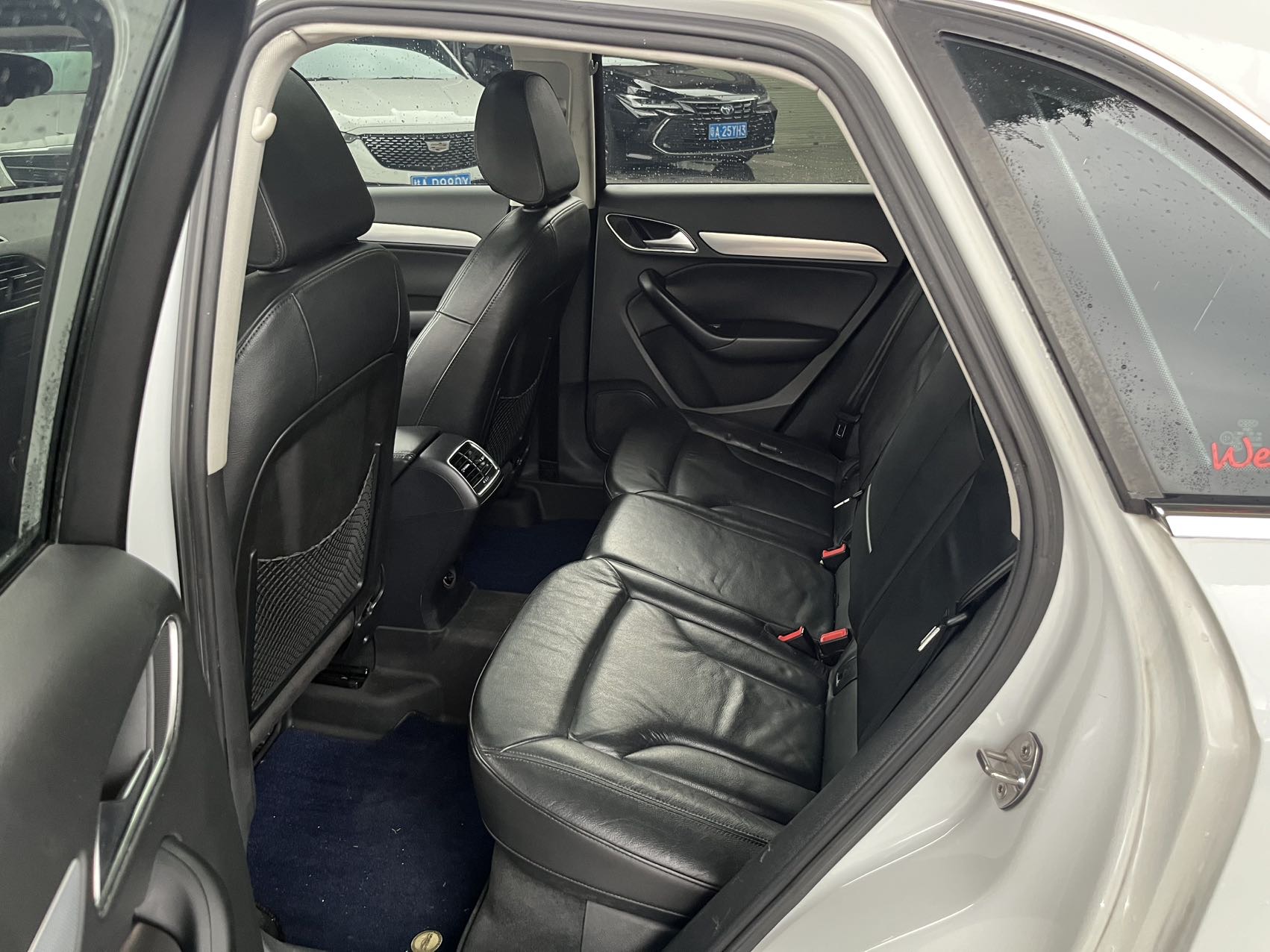 Audi Q3 2015 #8 Audi Q3 2015 car image #8