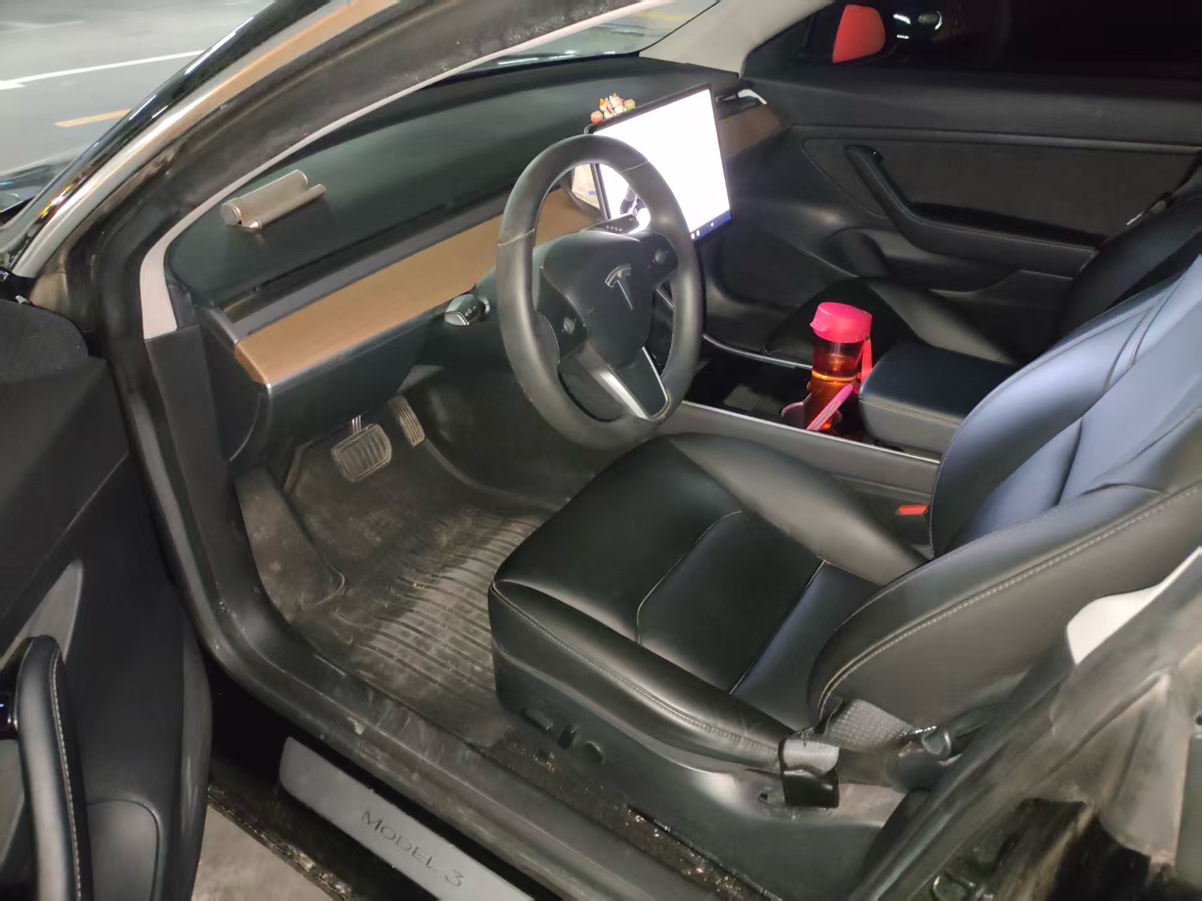 Tesla Model 3 2020 car image #7