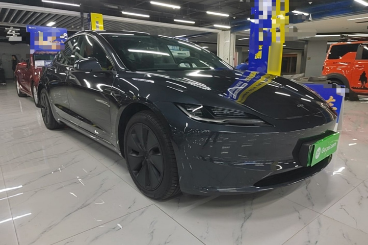 Tesla Model 3 2025 #4 Tesla Model 3 2025 car image #4