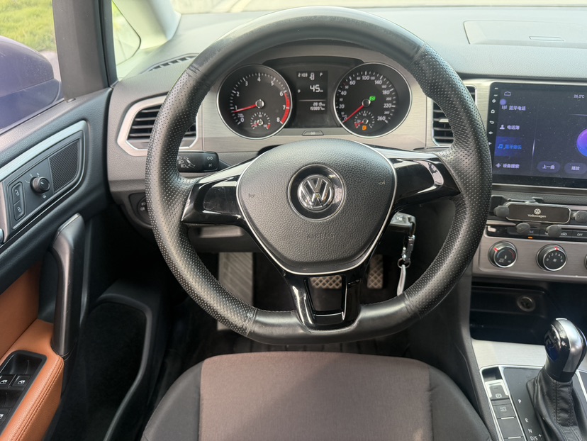 Volkswagen Golf Sportsvan 2017 #8 Volkswagen Golf Sportsvan 2017 car image #8