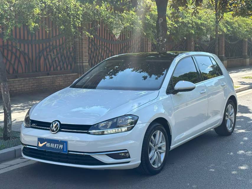 2018 2018 car image