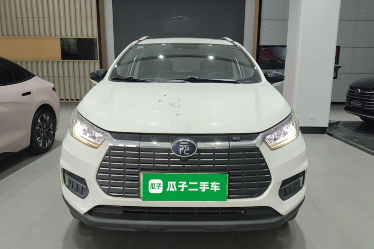 BYD Yuan New Energy 2019 car image #3
