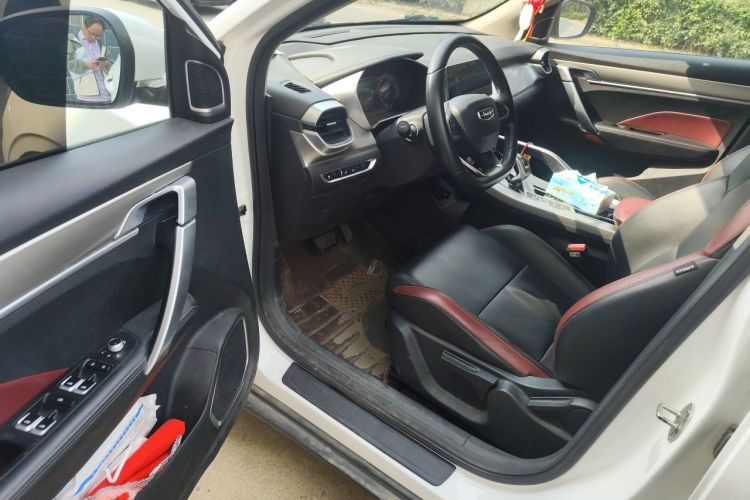 GEELY Coolray 2021 immagine di auto #9