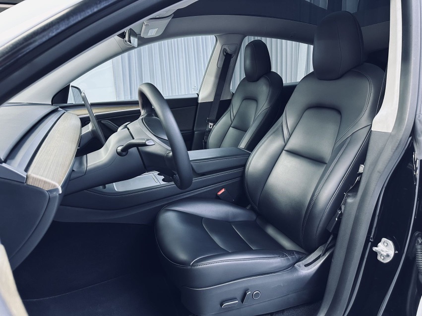 Tesla Model Y 2022 #4 Tesla Model Y 2022 car image #4