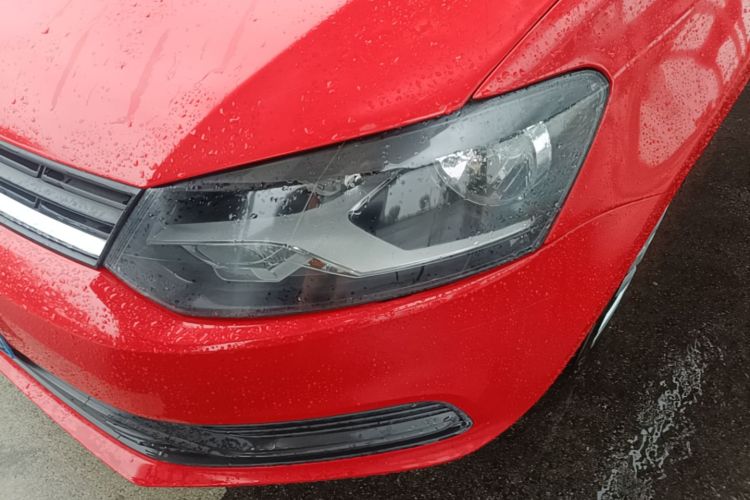 Volkswagen Polo 2018 car image #23