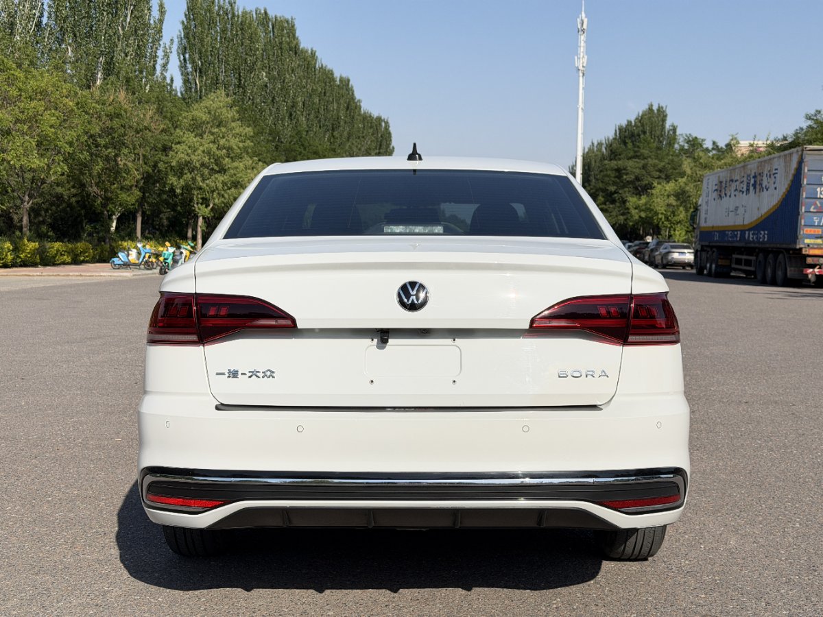 Volkswagen Bora 2023 car image #8
