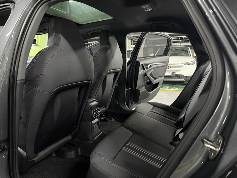 Audi A3 2023 car image #8