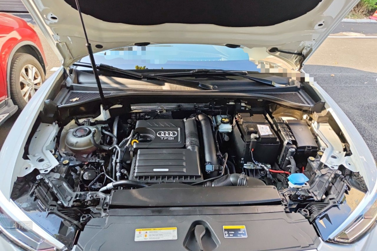 Audi Q3 2019 #22 Audi Q3 2019 car image #22