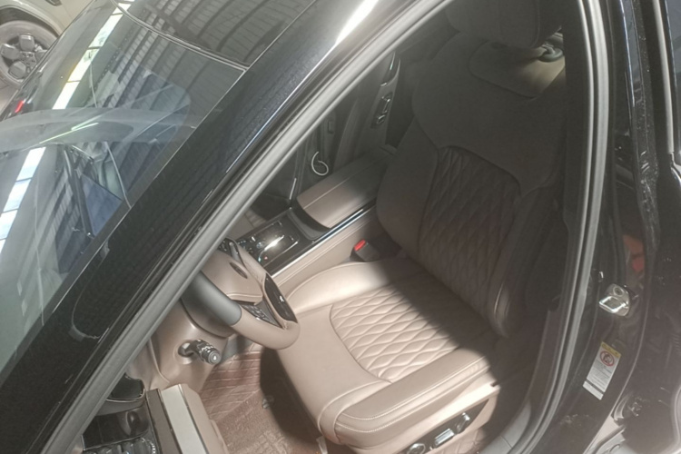BYD Han 2024 car image #15