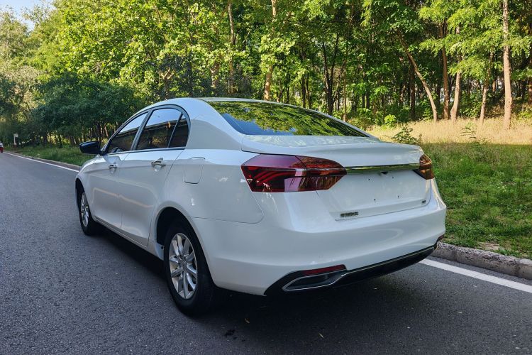 GEELY Emgrand 2020 immagine di auto #9
