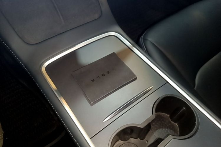 Tesla Model 3 2021 #9 Tesla Model 3 2021 car image #9
