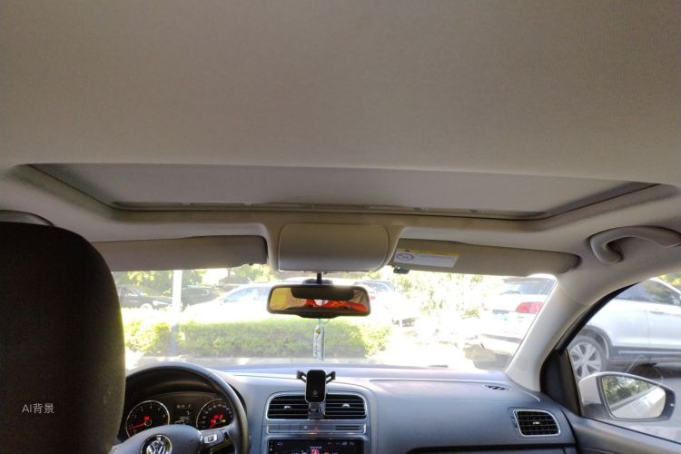 Volkswagen Polo 2016 car image #20